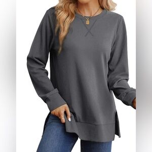 NWT MOSHU Crewneck Grey Sweatshirt for Women Side Split Long Sleeve Size Medium
